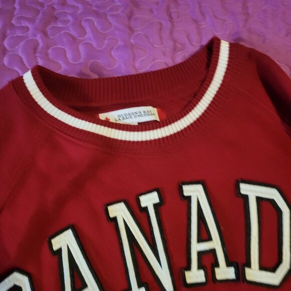 Hudson’s Bay Mens Red Canada Crew Neck Sweater - Size L Company HBC - Picture 4 of 12